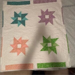 Colorful Star Pattern Quilt